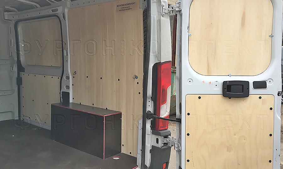 Обшивка фургона Peugeot Boxer L1H1: Стены, двери, арки и пол